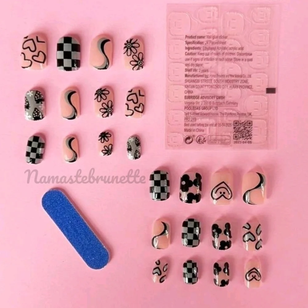 2/$16 Black Hearts & Flowers Press On Nails